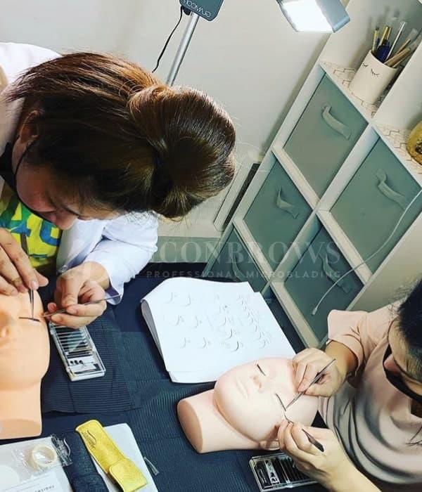 Iconbrows brow, lash and PMU training in Toronto, photo 3